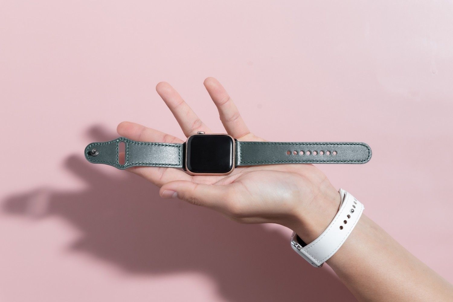 How to Change Apple Watch Band