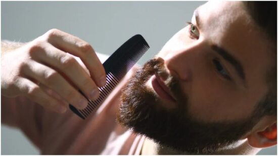 Understanding the Essentials of a Men's Greeting Kit